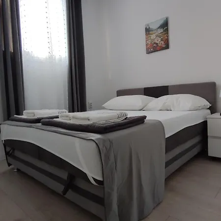 Apartment Glibic *