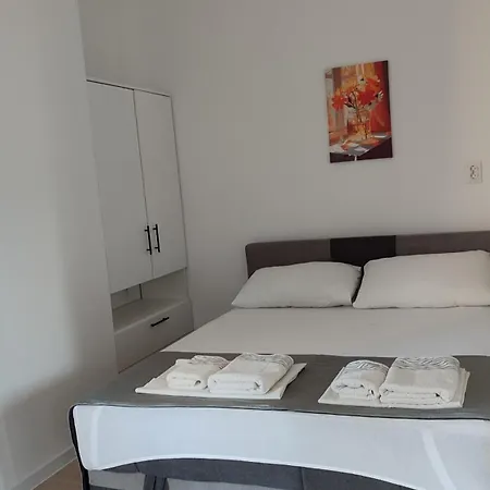 Glibic Apartment *